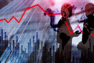 Foto: Diagramm mit rotem Abwärtspfeil